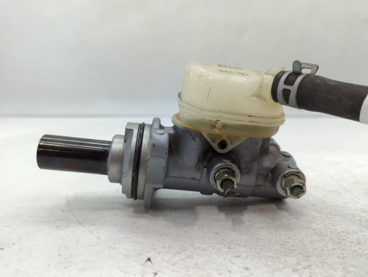 2013-2018 Acura Rdx Brake Master Cylinder - Oemusedautoparts1.com