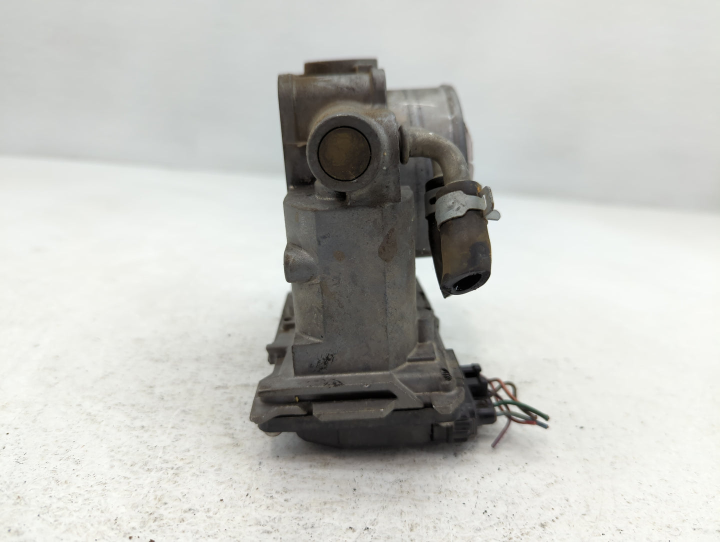 2013-2015 Acura Rdx Throttle Body P/N:09M03 1430 Fits Fits 2009 2010 2011 2012 2013 2014 2015 2016 2017 OEM Used Auto Parts 