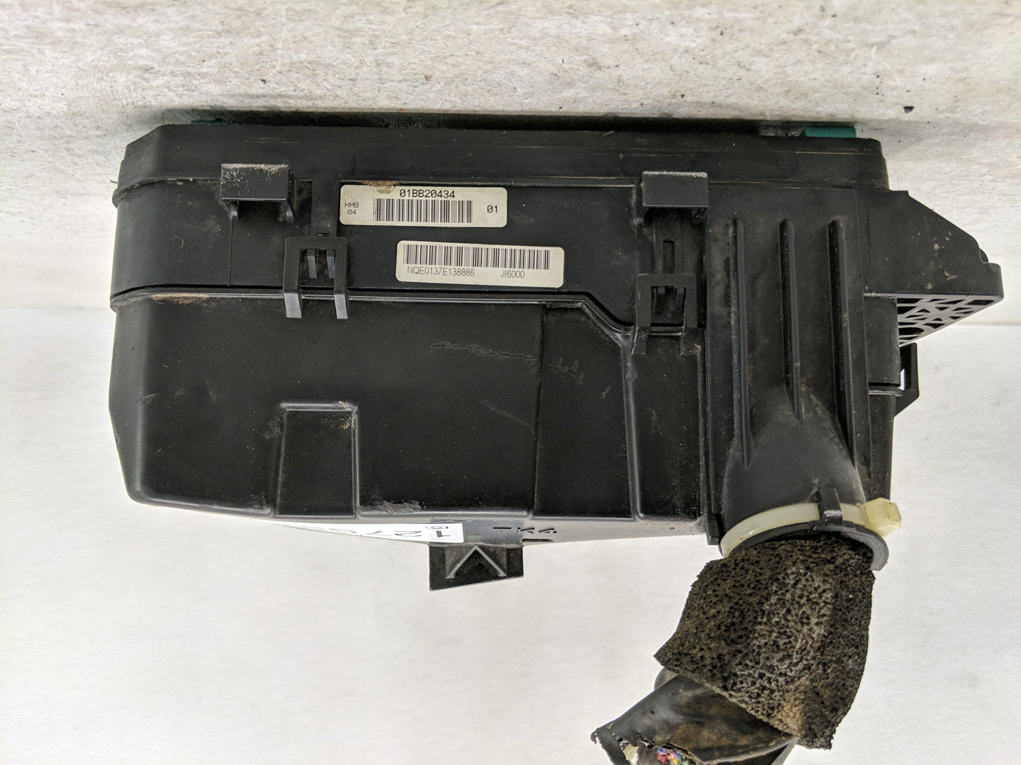 2009-2014 Acura Tl Fusebox Fuse Box Panel Relay Module P/N:01BB20434 TK4-A0 Fits Fits 2009 2010 2011 2012 2013 2014 OEM Used