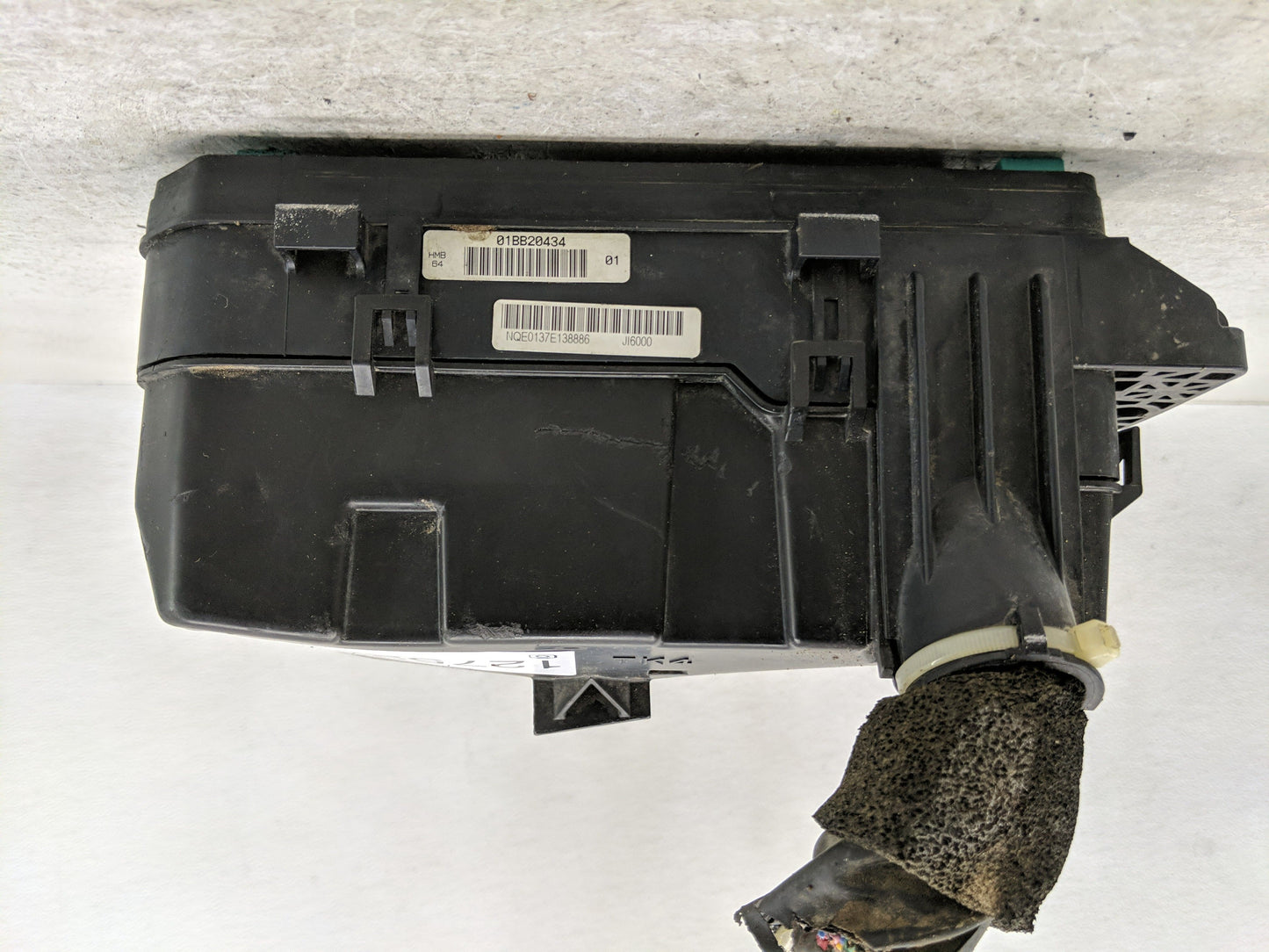 2009-2014 Acura Tl Fusebox Fuse Box Panel Relay Module P/N:01BB20434 TK4-A0 Fits Fits 2009 2010 2011 2012 2013 2014 OEM Used