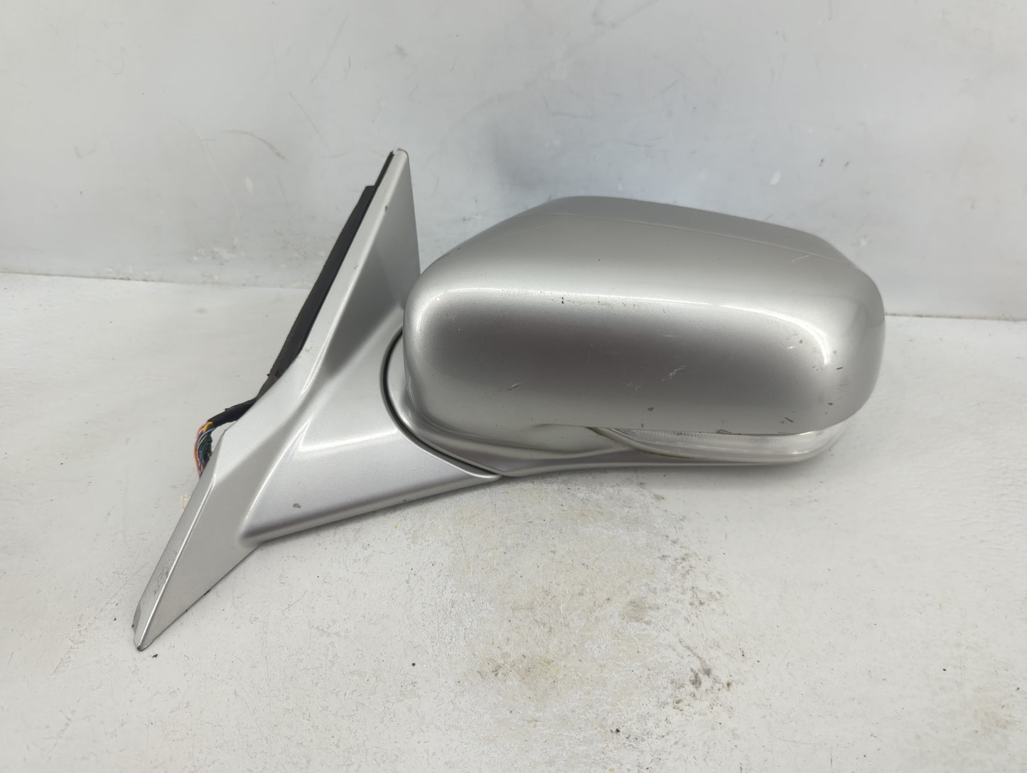 2009-2014 Acura Tl Driver Side View Mirror - Left Door Mirror OEM Used - Oemusedautoparts1.com