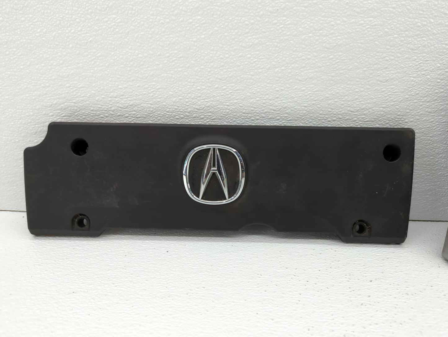 2014 Acura Tsx Engine Cover Silver - Oemusedautoparts1.com