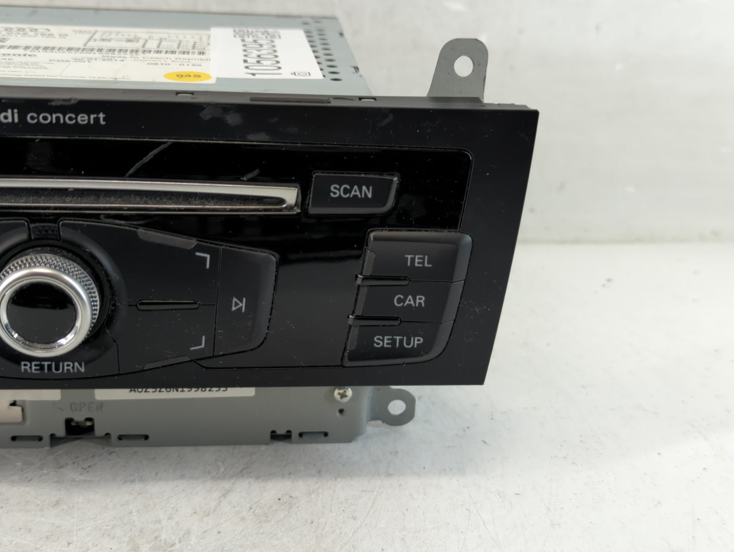 2013-2016 Audi A4 Radio AM FM Cd Player Receiver Replacement P/N:8R1 035 186 Q Fits Fits 2013 2014 2015 2016 OEM Used Auto P