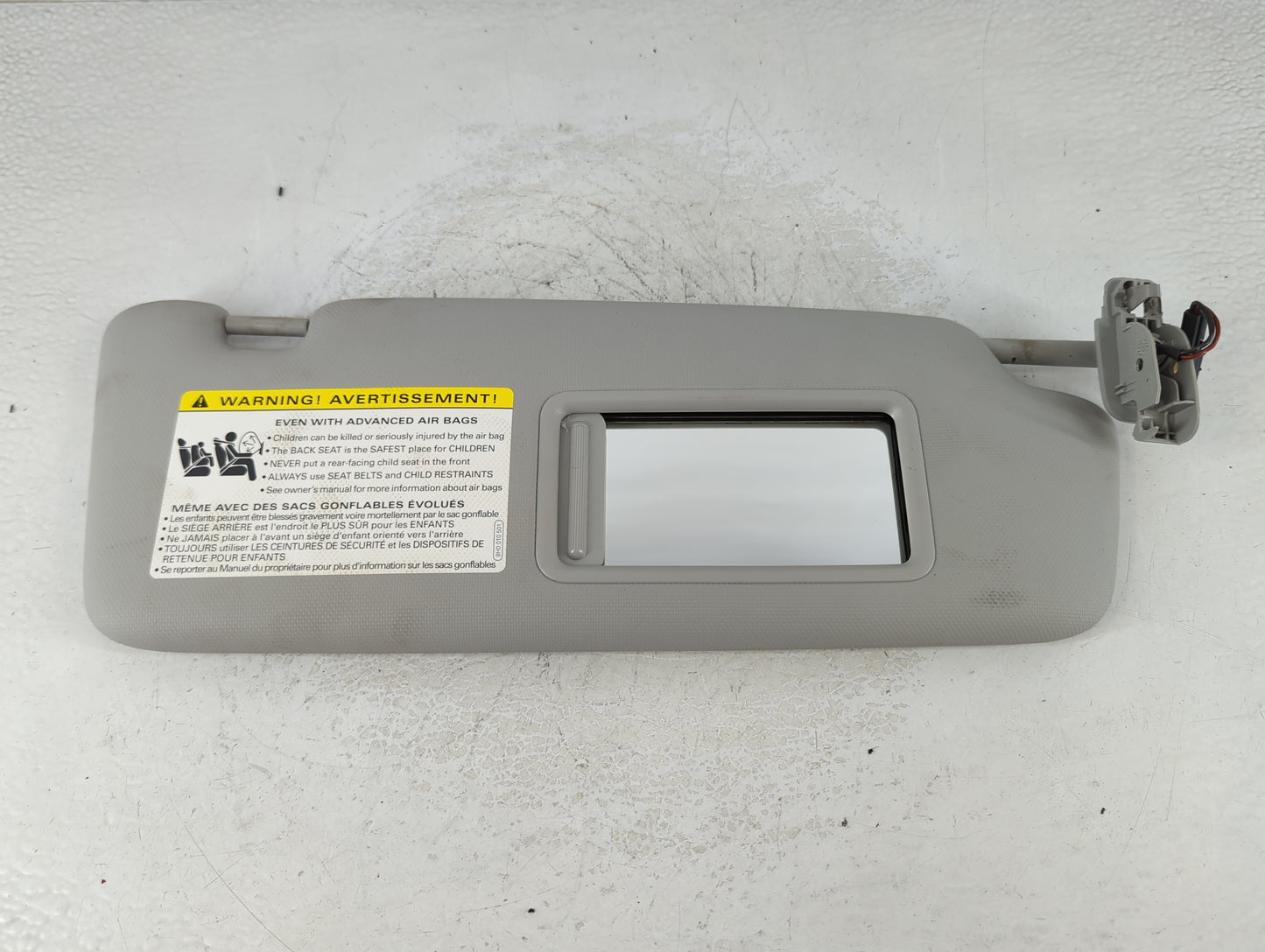 2013-2016 Audi A4 Sun Visor Shade Replacement Passenger Right Mirror Fits Fits 2013 2014 2015 2016 OEM Used Auto Parts - Oem