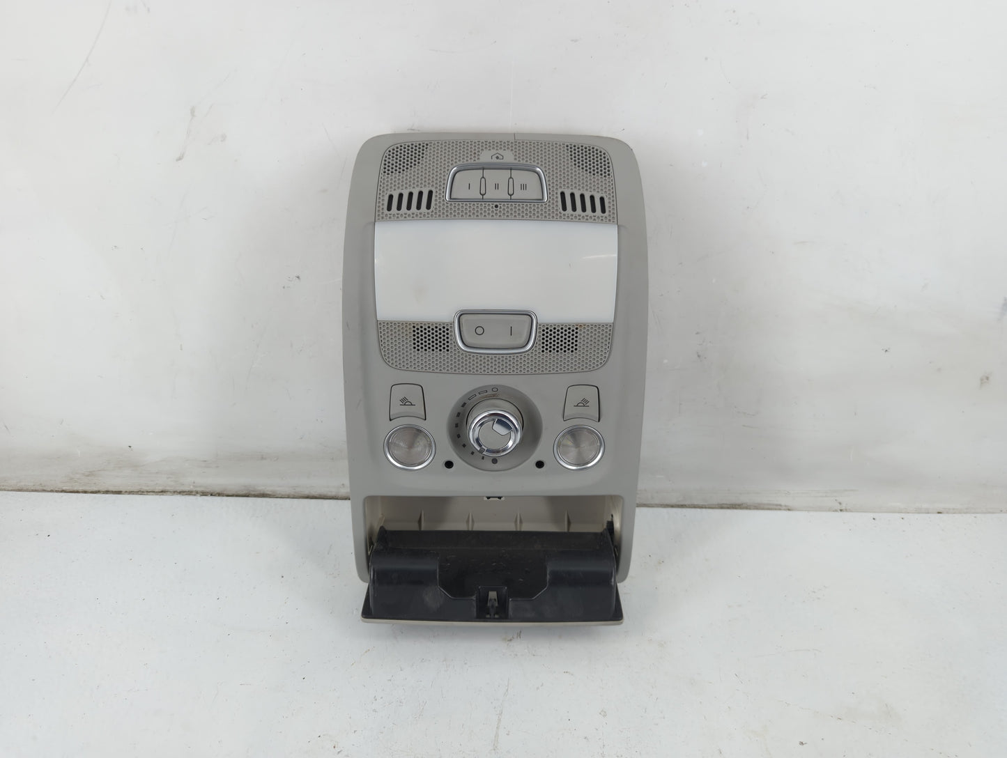 2013-2015 Audi A4 Overhead Roof Console 1093223 - Oemusedautoparts1.com