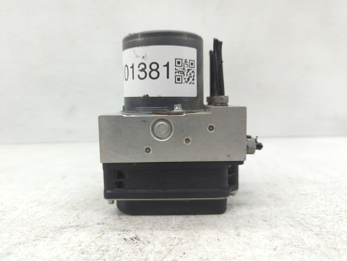 2014-2016 Audi A4 ABS Pump Control Module Replacement P/N:0 265 239 452 8K0 907 379 CE Fits Fits 2014 2015 2016 OEM Used Aut