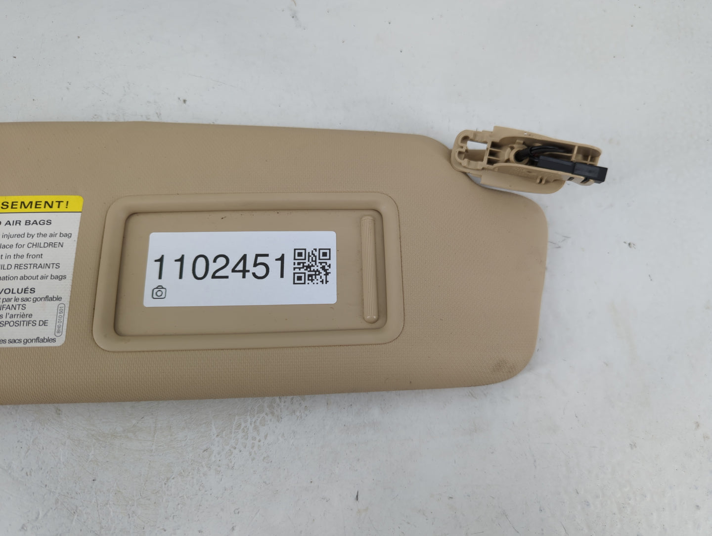 2013-2016 Audi A4 Sun Visor Shade Replacement Passenger Right Mirror Fits Fits 2013 2014 2015 2016 OEM Used Auto Parts - Oem