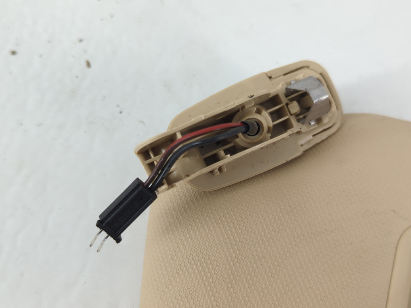 2013-2016 Audi A4 Sun Visor Shade Replacement Driver Left Mirror Fits Fits 2013 2014 2015 2016 OEM Used Auto Parts - Oemused