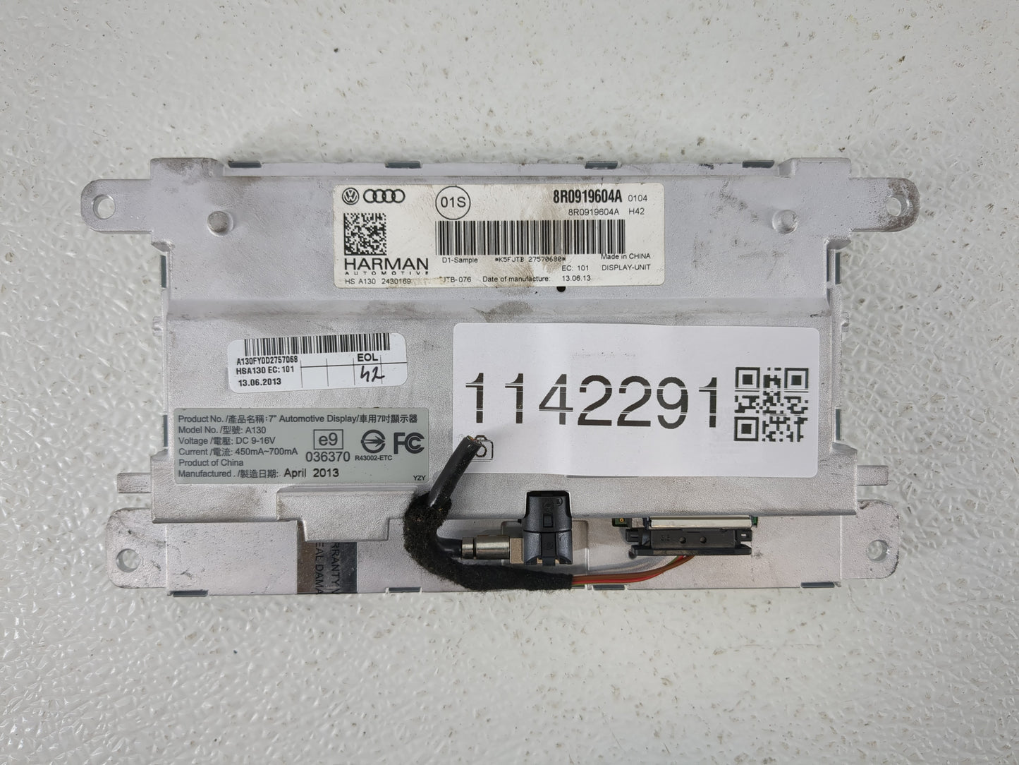 2013-2016 Audi A4 Information Display Screen - Oemusedautoparts1.com