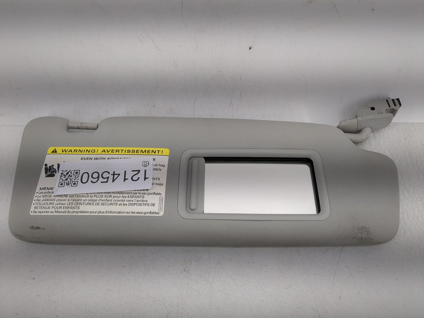 2013-2016 Audi A4 Sun Visor Shade Replacement Passenger Right Mirror Fits Fits 2013 2014 2015 2016 OEM Used Auto Parts - Oem