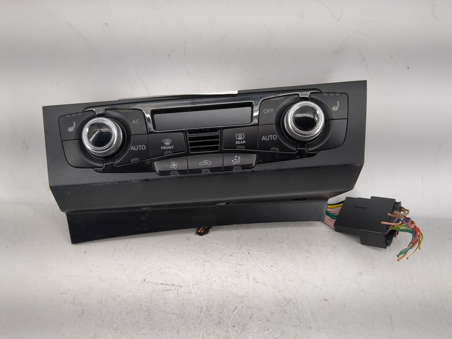 2013-2016 Audi A4 Climate Control Module Temperature AC/Heater Replacement P/N:8K1 820 043 Fits Fits 2013 2014 2015 2016 201