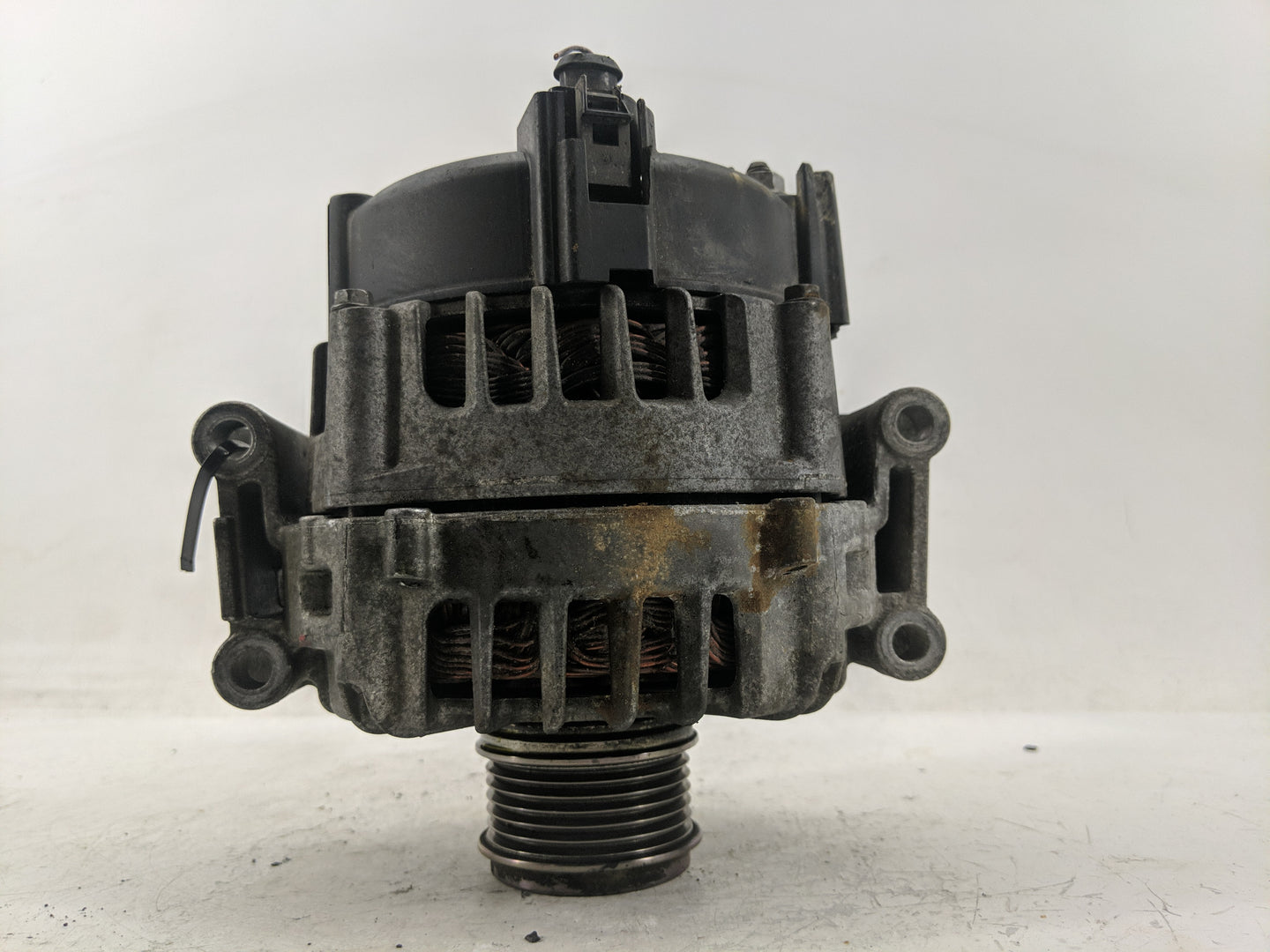 2013-2016 Audi A4 Alternator Replacement Generator Charging Assembly Engine OEM P/N:06H 903 017 K Fits OEM Used Auto Parts -