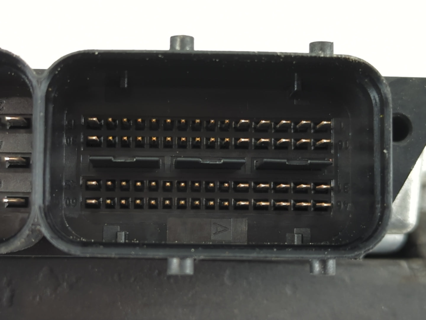 2014 Audi A4 PCM Engine Control Computer ECU ECM PCU OEM Fits Fits 2013 OEM Used Auto Parts - Oemusedautoparts1.com