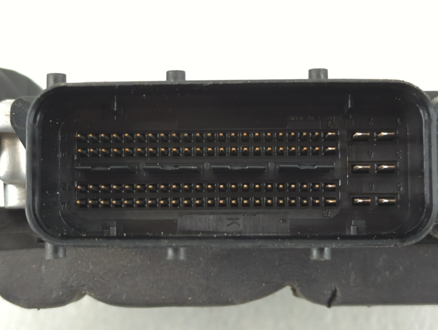 2014 Audi A4 PCM Engine Control Computer ECU ECM PCU OEM Fits Fits 2013 OEM Used Auto Parts - Oemusedautoparts1.com