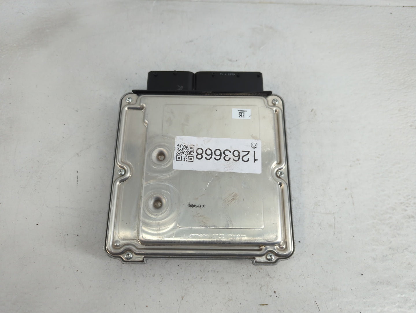 2014-2015 Audi A4 PCM Engine Control Computer ECU ECM PCU OEM P/N:8K5 907 115 K Fits Fits 2014 2015 OEM Used Auto Parts - Oe