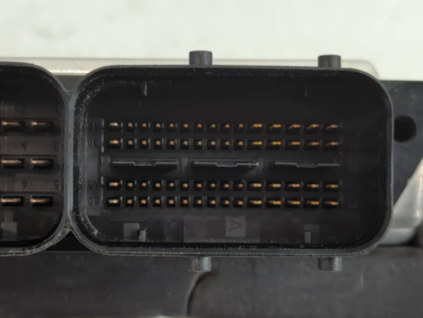 2014 Audi A4 PCM Engine Control Computer ECU ECM PCU OEM P/N:8K5 907 115 J Fits Fits 2013 OEM Used Auto Parts - Oemusedautop