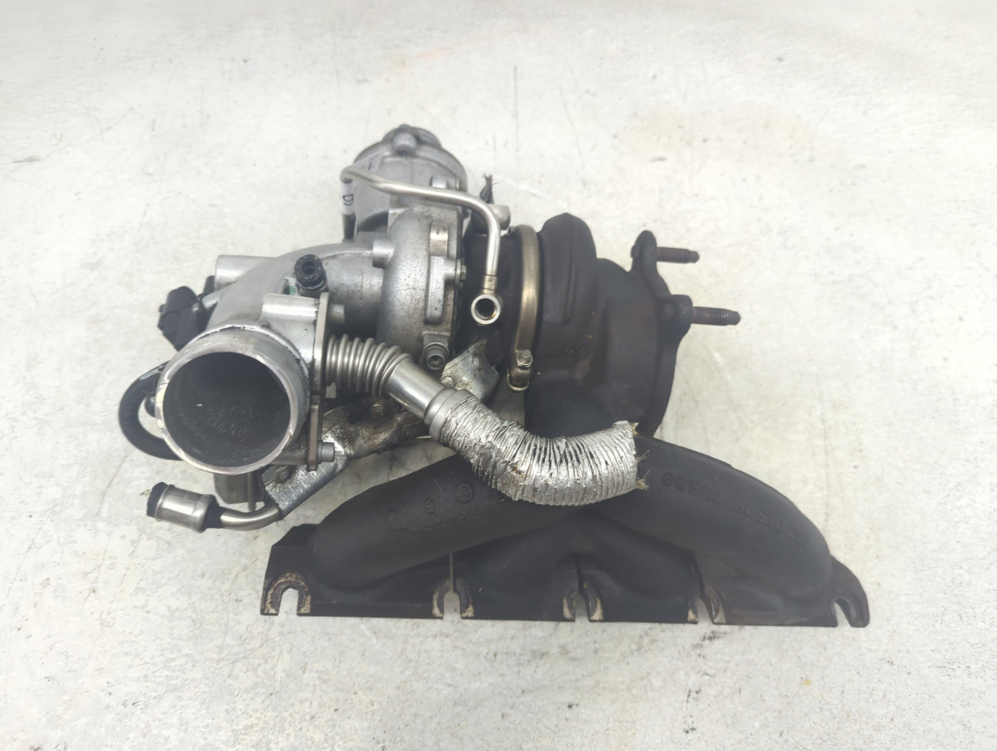 2013-2016 Audi A4 Turbocharger Turbo Charger Super Charger Supercharger - Oemusedautoparts1.com