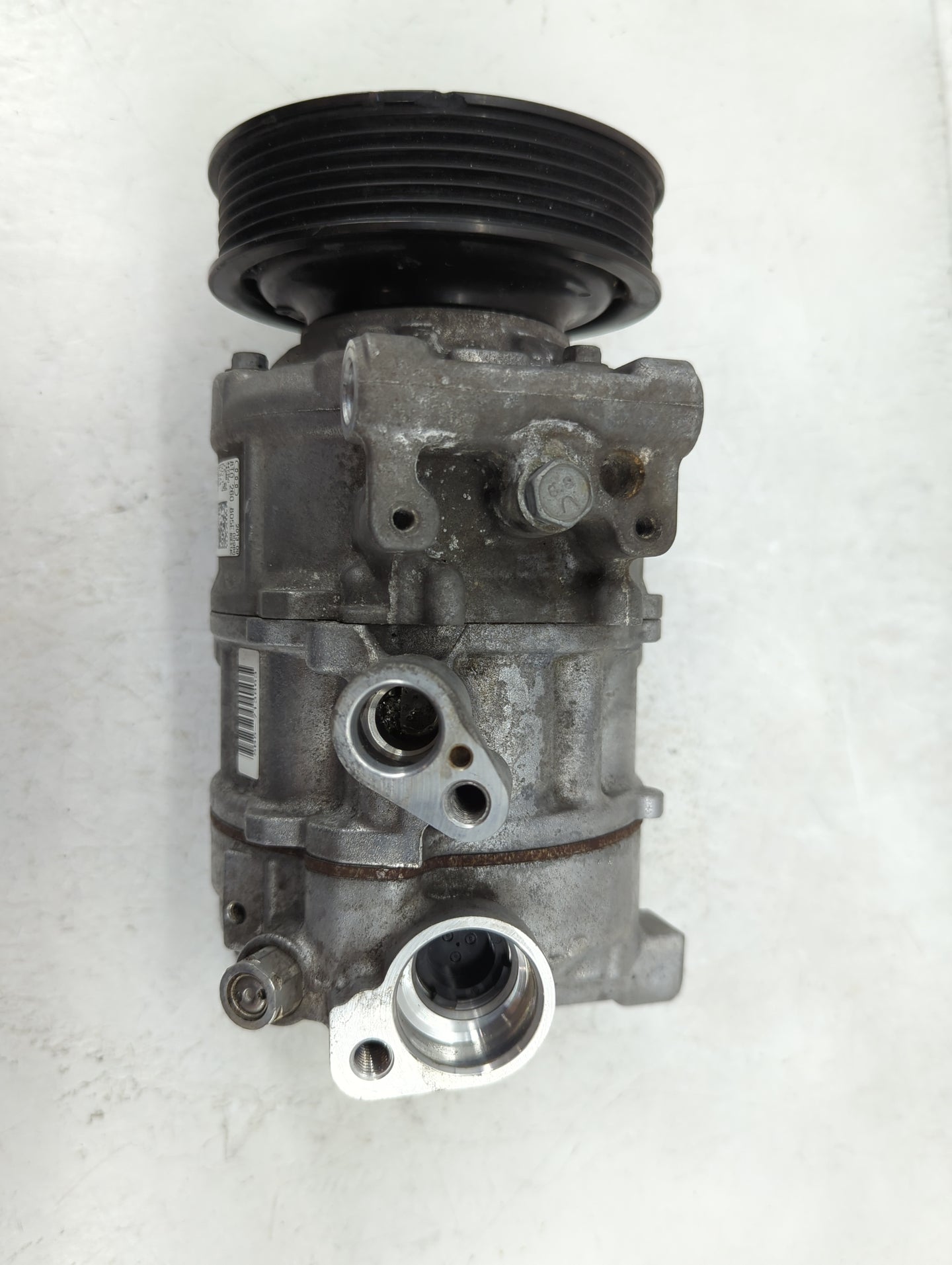 2017-2020 Audi A4 Air Conditioning A/c Ac Compressor Oem - Oemusedautoparts1.com