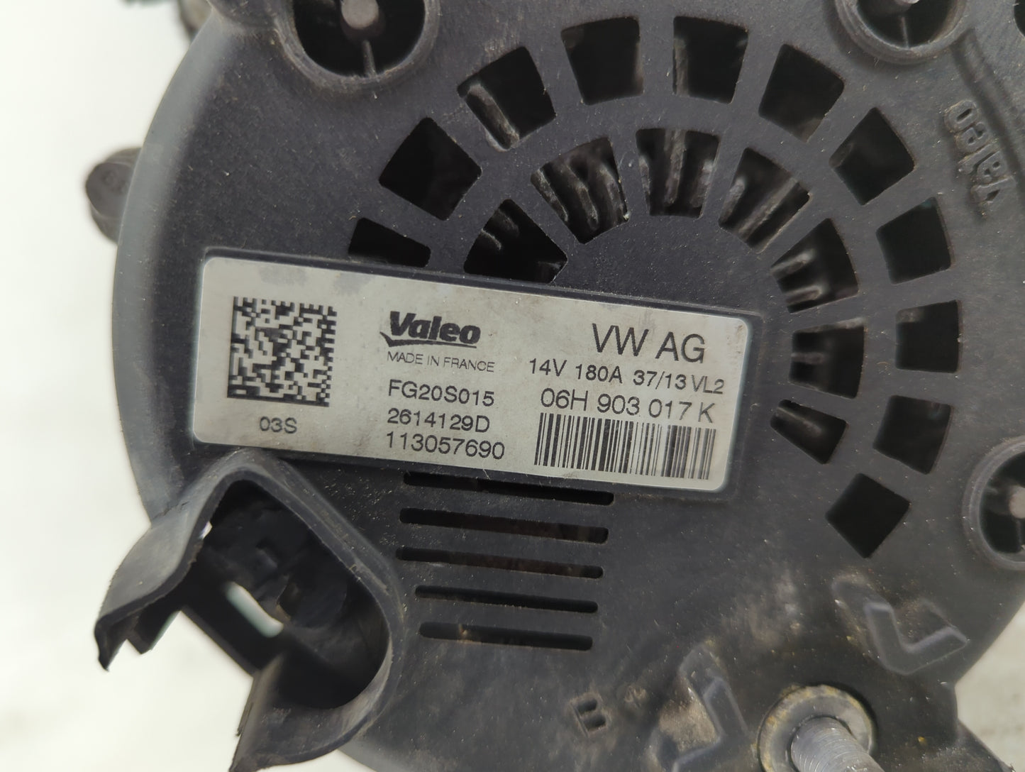 2013-2016 Audi A4 Alternator Replacement Generator Charging Assembly Engine OEM P/N:06H 903 017 K FG20S015 Fits OEM Used Aut