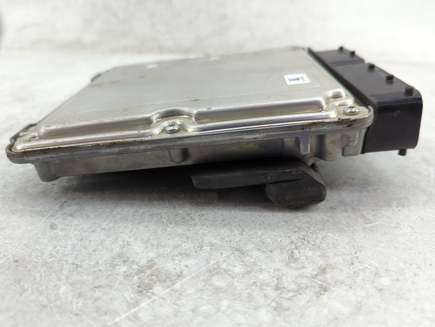 2014-2015 Audi A4 PCM Engine Control Computer ECU ECM PCU OEM P/N:8K5 907 115 K 0 261 S08 502 Fits Fits 2014 2015 OEM Used A
