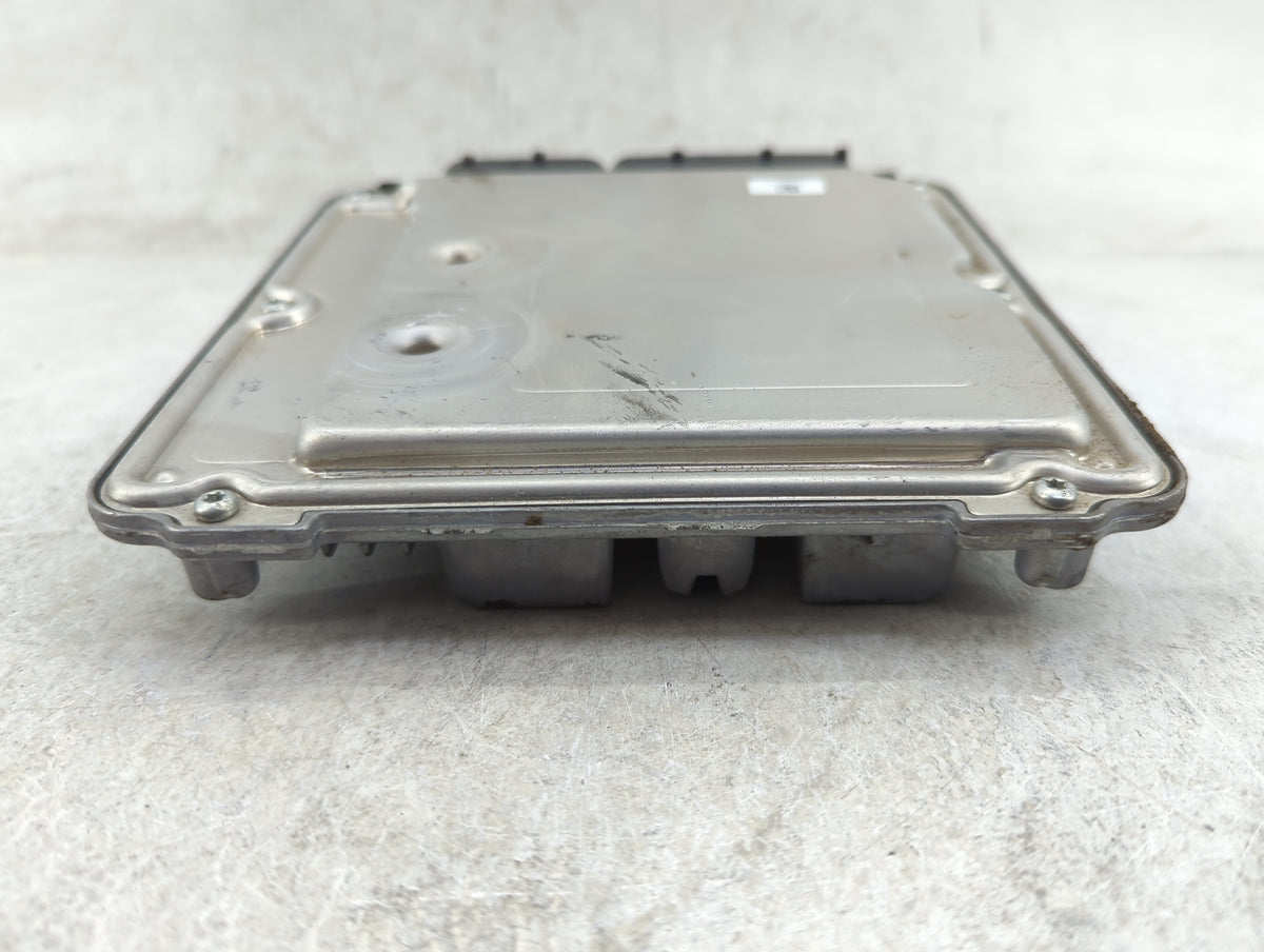 2014-2015 Audi A4 PCM Engine Control Computer ECU ECM PCU OEM P/N:8K5 907 115 K 0 261 S08 502 Fits 2014 2015 OEM Used Auto P