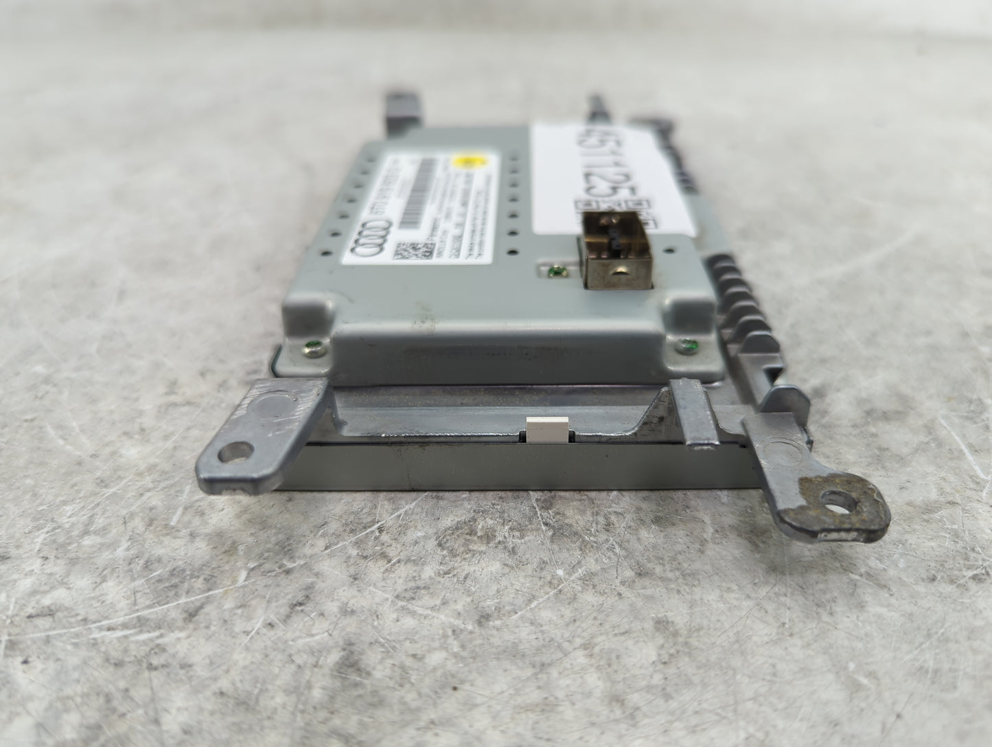 2009-2016 Audi A4 Information Display Screen - Oemusedautoparts1.com