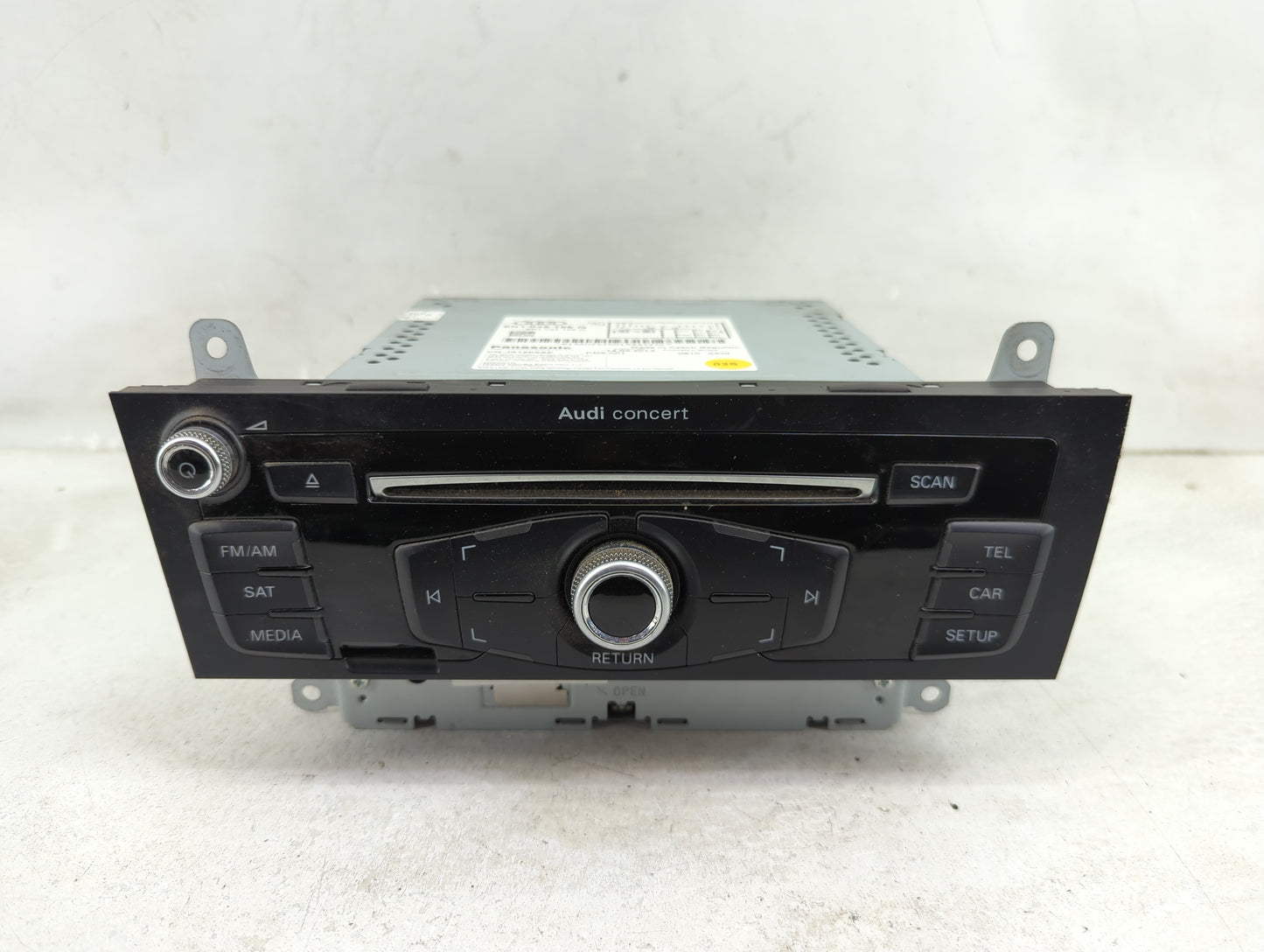 2013-2016 Audi A4 Radio AM FM Cd Player Receiver Replacement P/N:8R1035186Q CQ-JA12E6AE Fits Fits 2013 2014 2015 2016 OEM Us