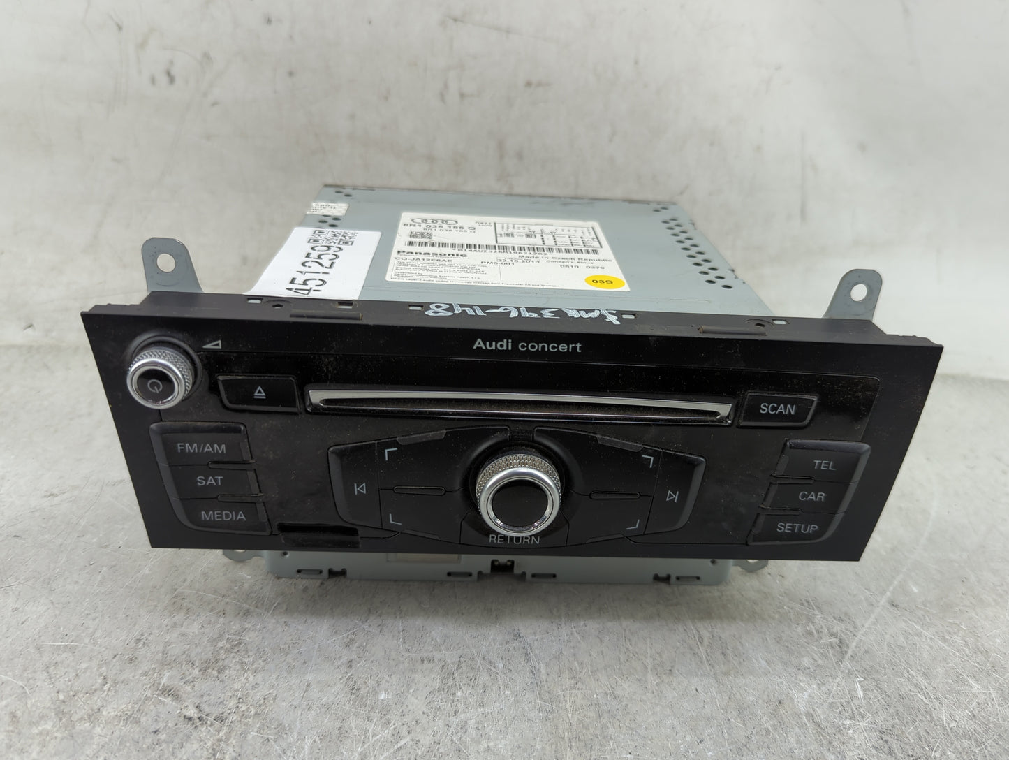 2013-2016 Audi A4 Radio AM FM Cd Player Receiver Replacement P/N:8R1035186Q CQ-JA1ZEAE, MGCFC00242F Fits Fits 2013 2014 2015