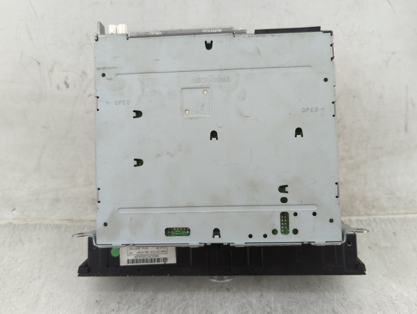 2013-2016 Audi A4 Radio AM FM Cd Player Receiver Replacement P/N:8R1035186Q CQ-JA1ZEAE, MGCFC00242F Fits Fits 2013 2014 2015
