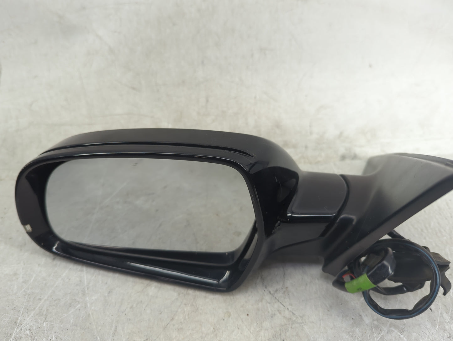 2010-2016 Audi A4 Driver Side View Mirror - Left Door Mirror OEM Used - Oemusedautoparts1.com