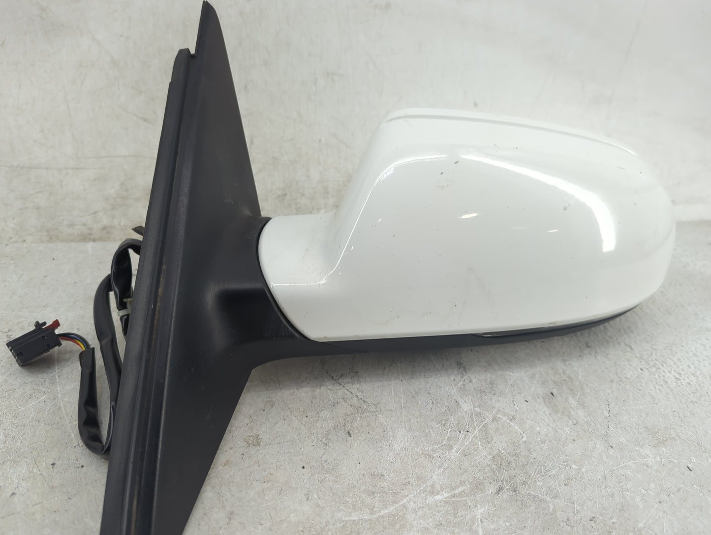 2010-2016 Audi A4 Driver Side View Mirror - Left Door Mirror OEM Used - Oemusedautoparts1.com