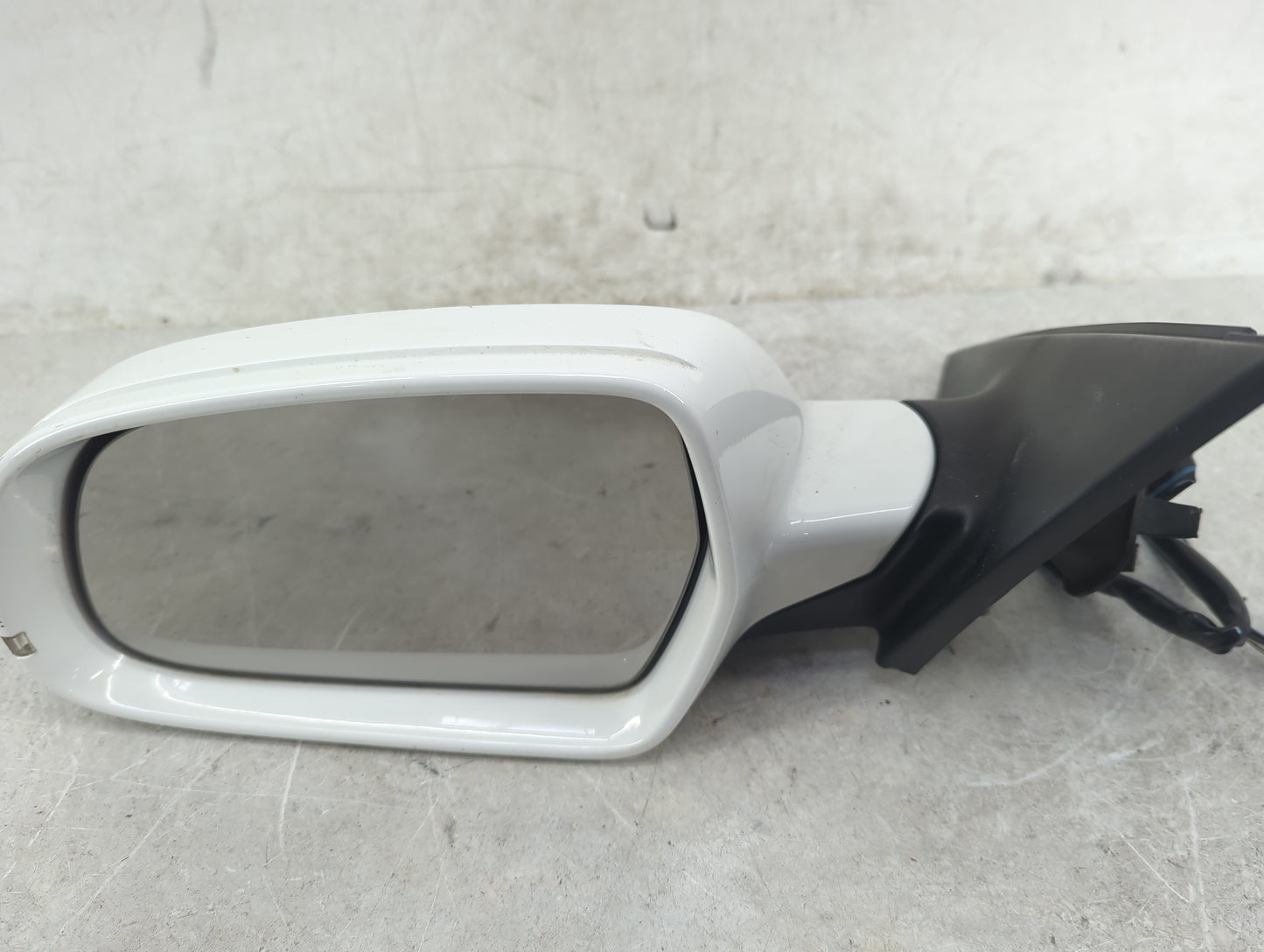2010-2016 Audi A4 Driver Side View Mirror - Left Door Mirror OEM Used - Oemusedautoparts1.com