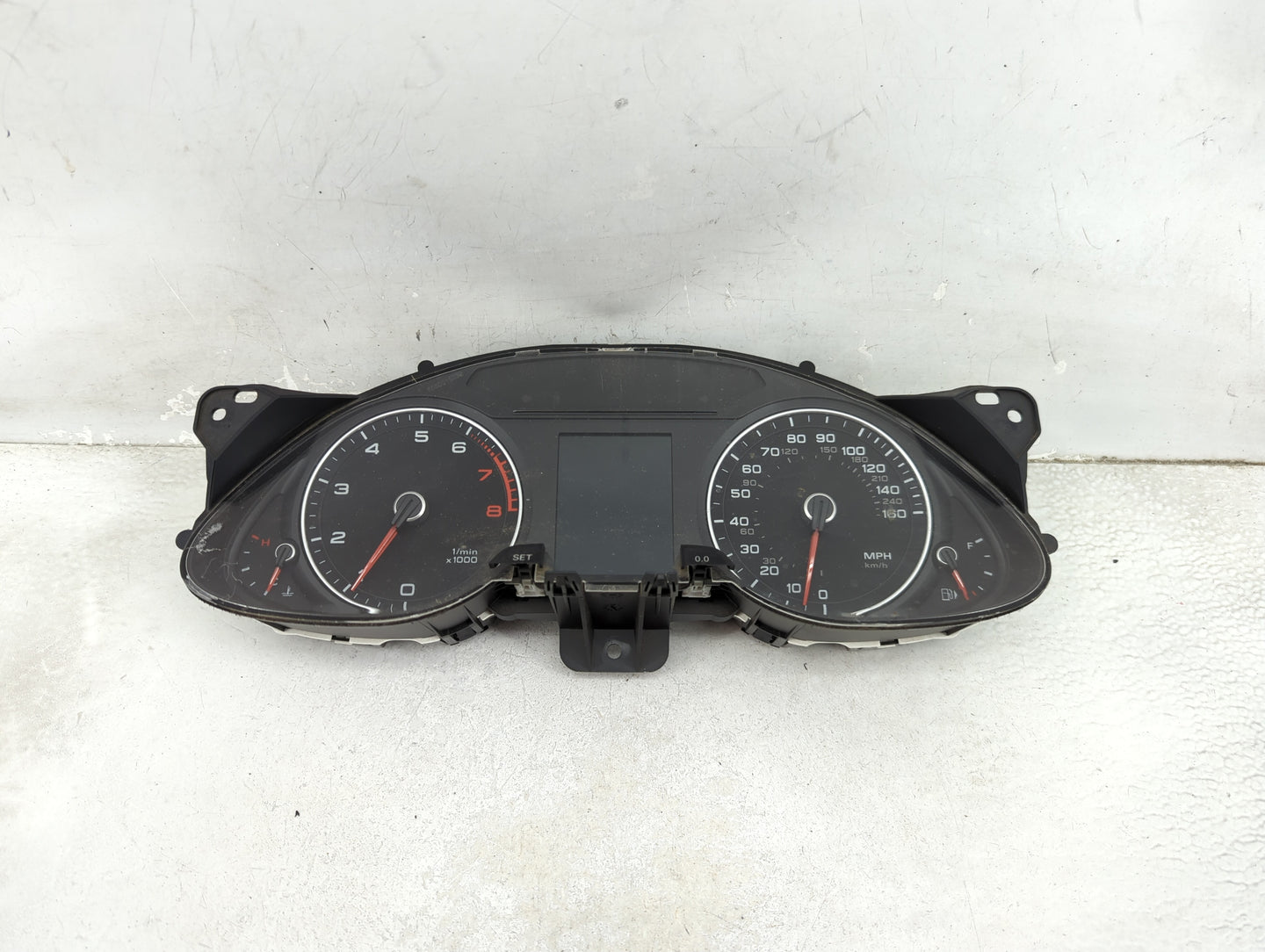 2013-2016 Audi A4 Instrument Cluster Speedometer Gauges P/N:8K0920951E Miles:82K Fits Fits 2013 2014 2015 2016 OEM Used Auto