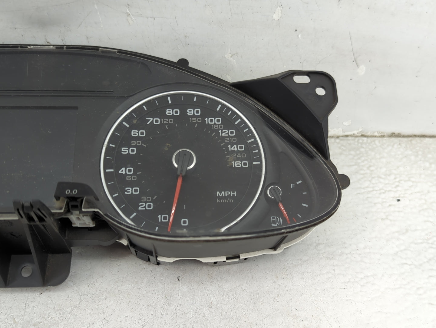 2013-2016 Audi A4 Instrument Cluster Speedometer Gauges P/N:8K0920951E Miles:82K Fits Fits 2013 2014 2015 2016 OEM Used Auto