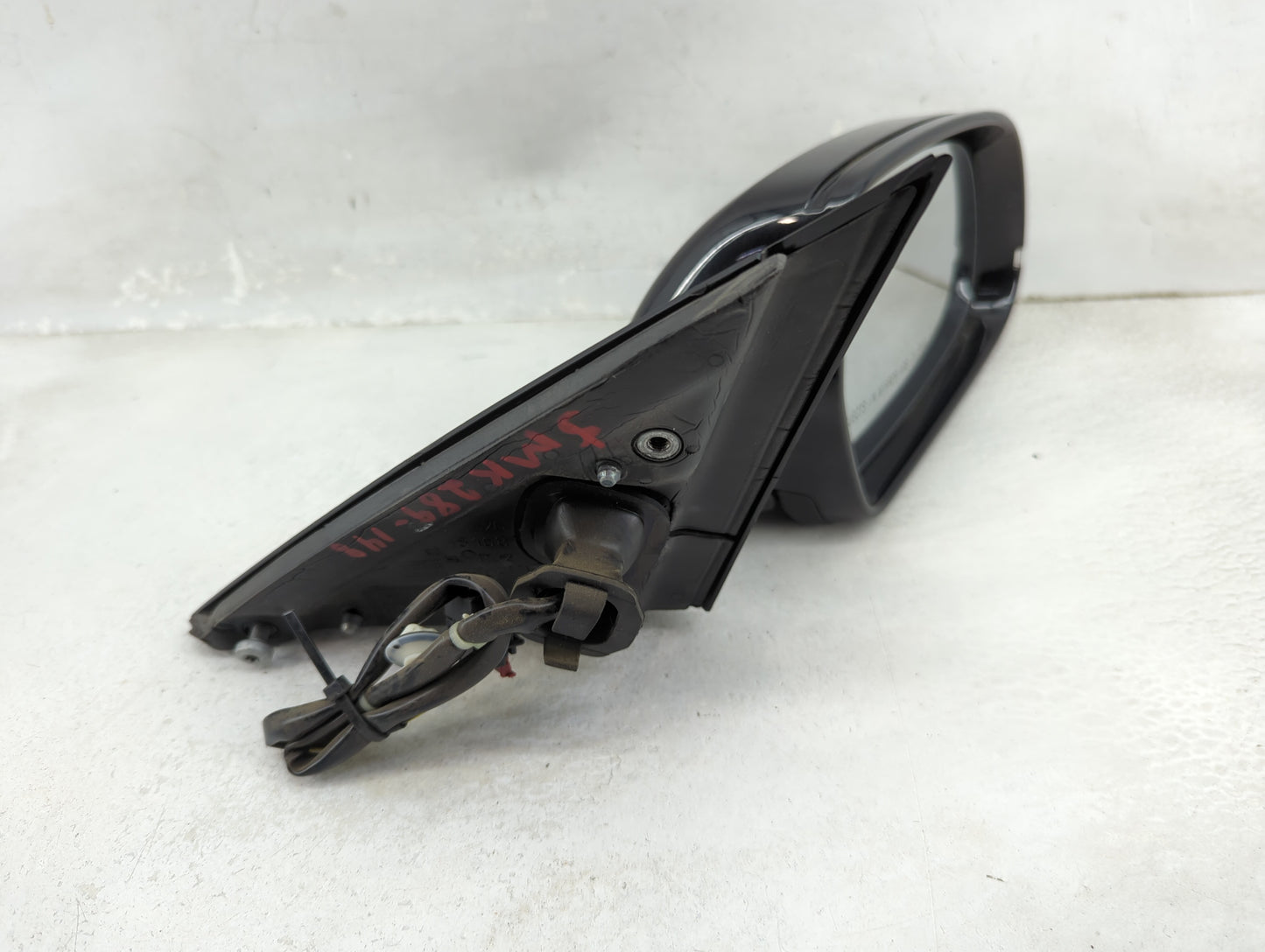 2010-2016 Audi A4 Passenger Side View Mirror - Right Door Mirror OEM Used - Oemusedautoparts1.com