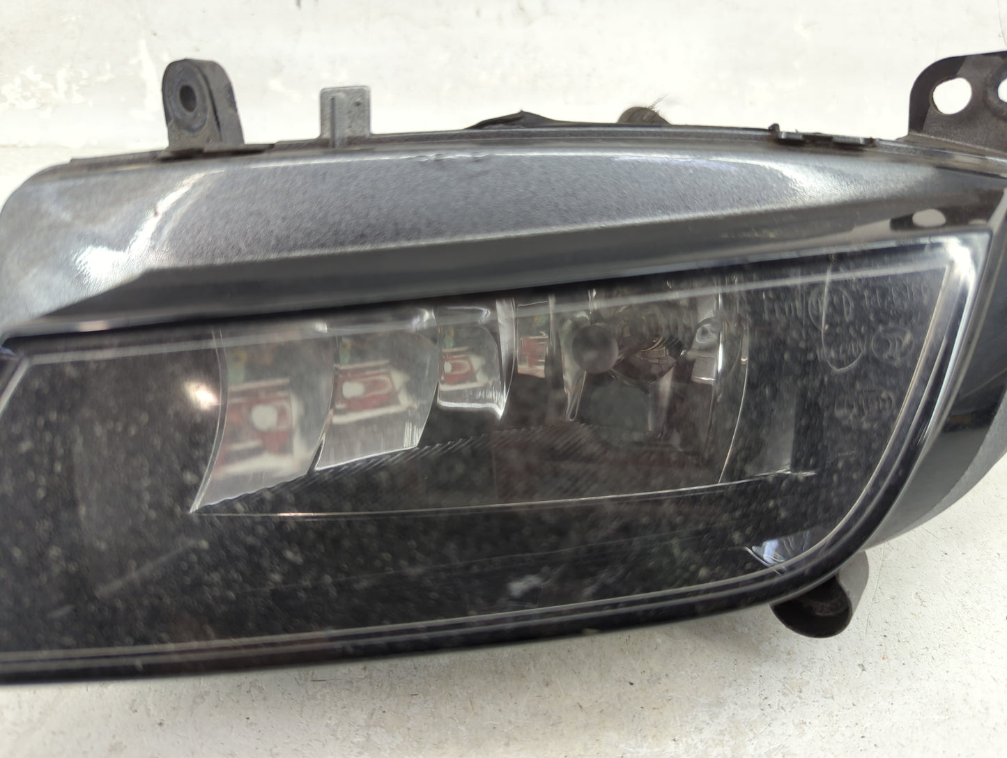 2013-2016 Audi A4 Passenger Right Oem Fog Light Lamp Black 1454506 - Oemusedautoparts1.com