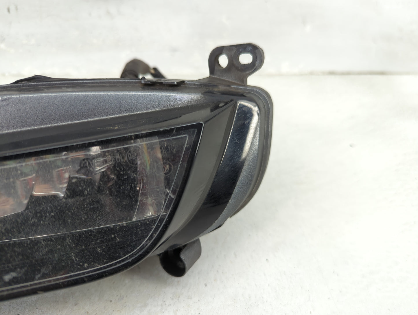 2013-2016 Audi A4 Passenger Right Oem Fog Light Lamp Black 1454506 - Oemusedautoparts1.com