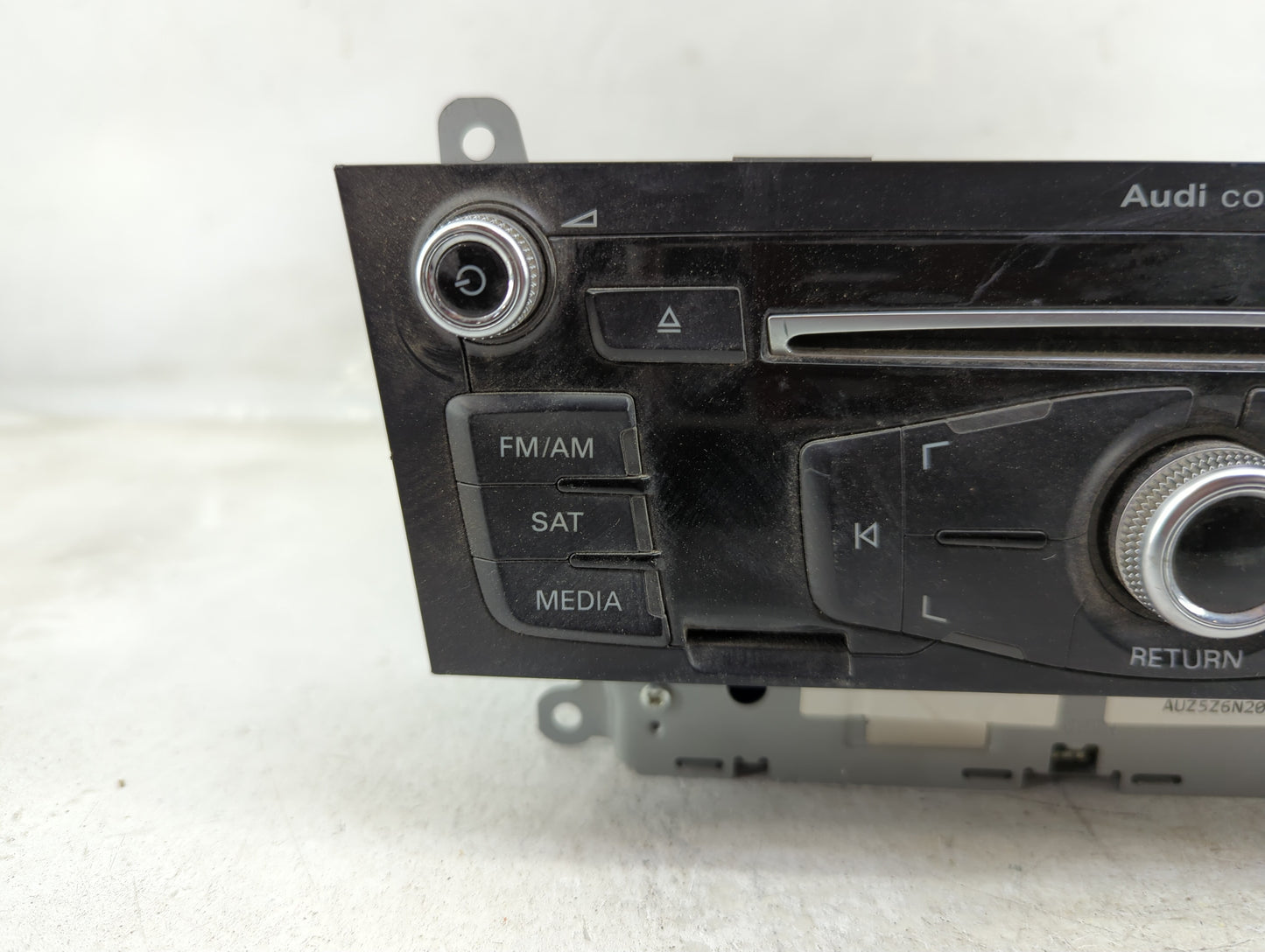 2013-2016 Audi A4 Radio AM FM Cd Player Receiver Replacement P/N:8R1 035 186 Q Fits Fits 2011 2012 2013 2014 2015 2016 2017 