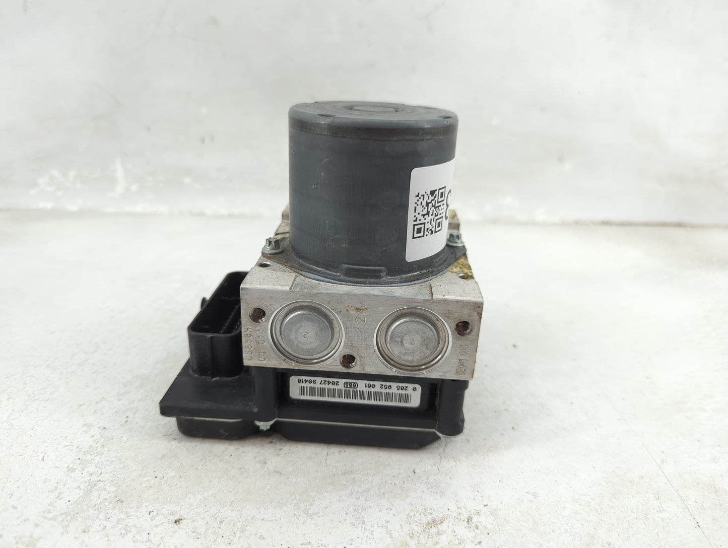 2014-2016 Audi A4 ABS Pump Control Module Replacement P/N:8K0 907 379 CK Fits Fits 2014 2015 2016 OEM Used Auto Parts - Oemu