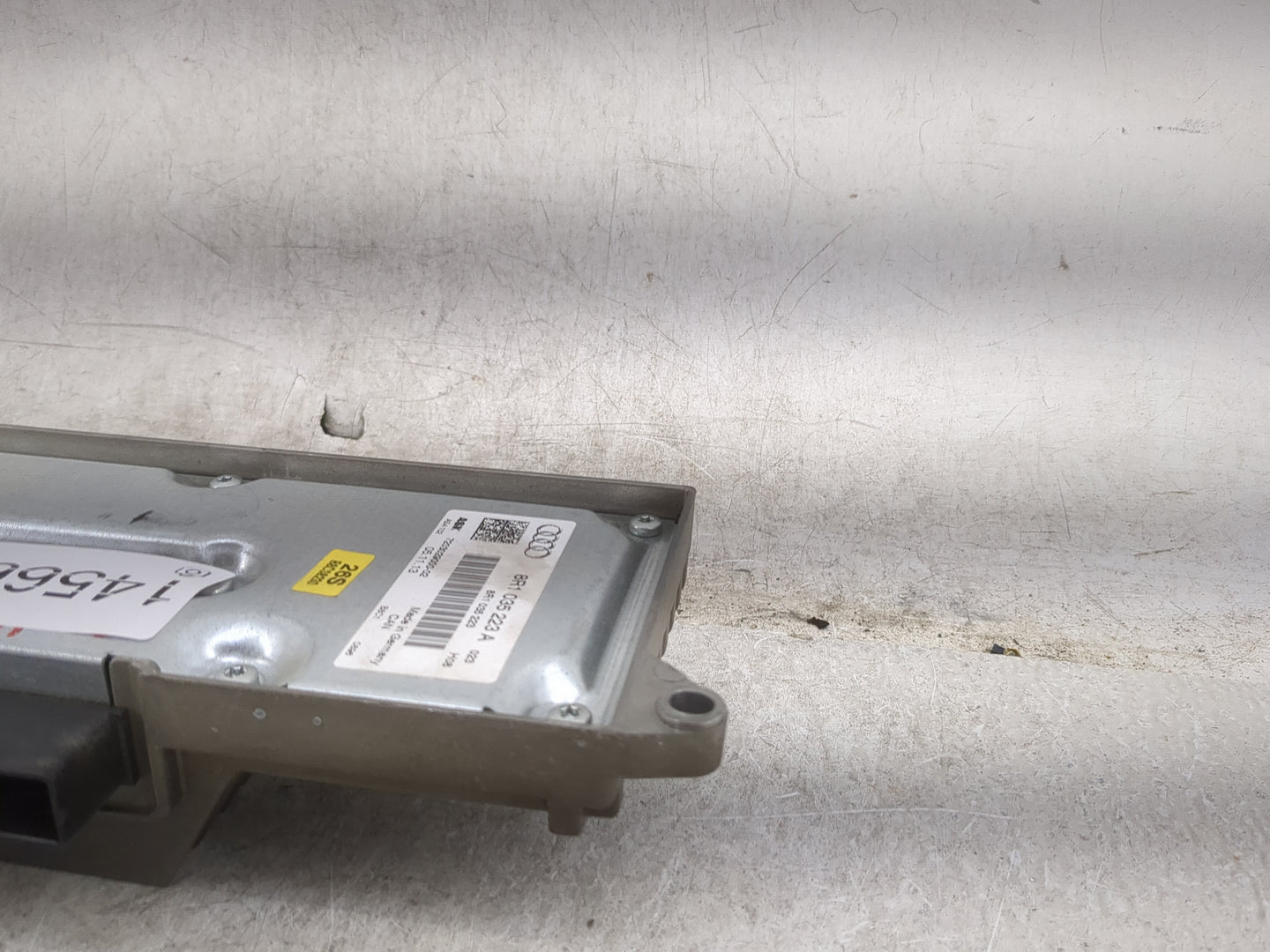 2013-2016 Audi A4 Radio Speaker Amplifier 8r1035223a - Oemusedautoparts1.com