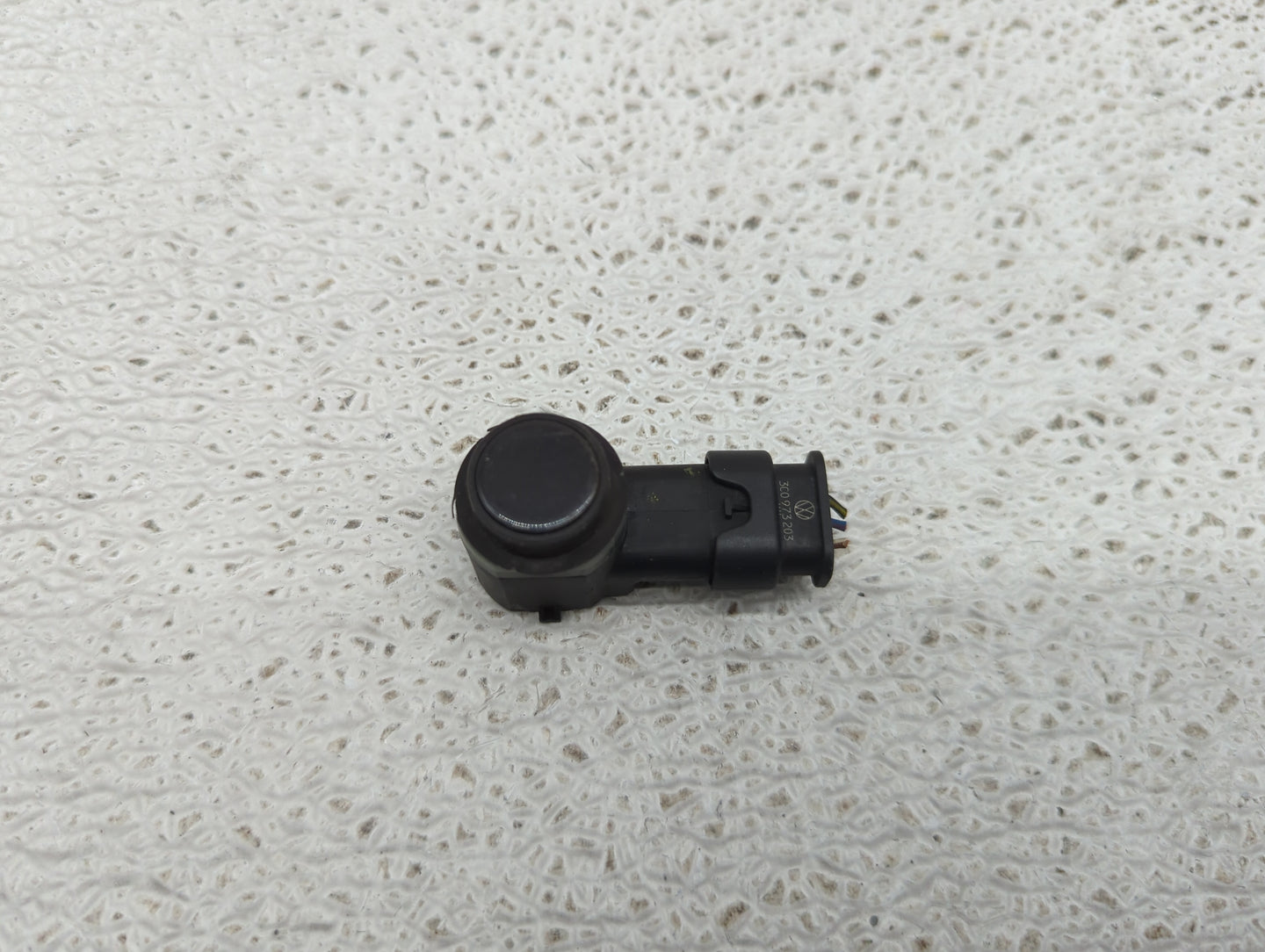 2014 Audi A4 Front Park Assist Sensor Black - Oemusedautoparts1.com