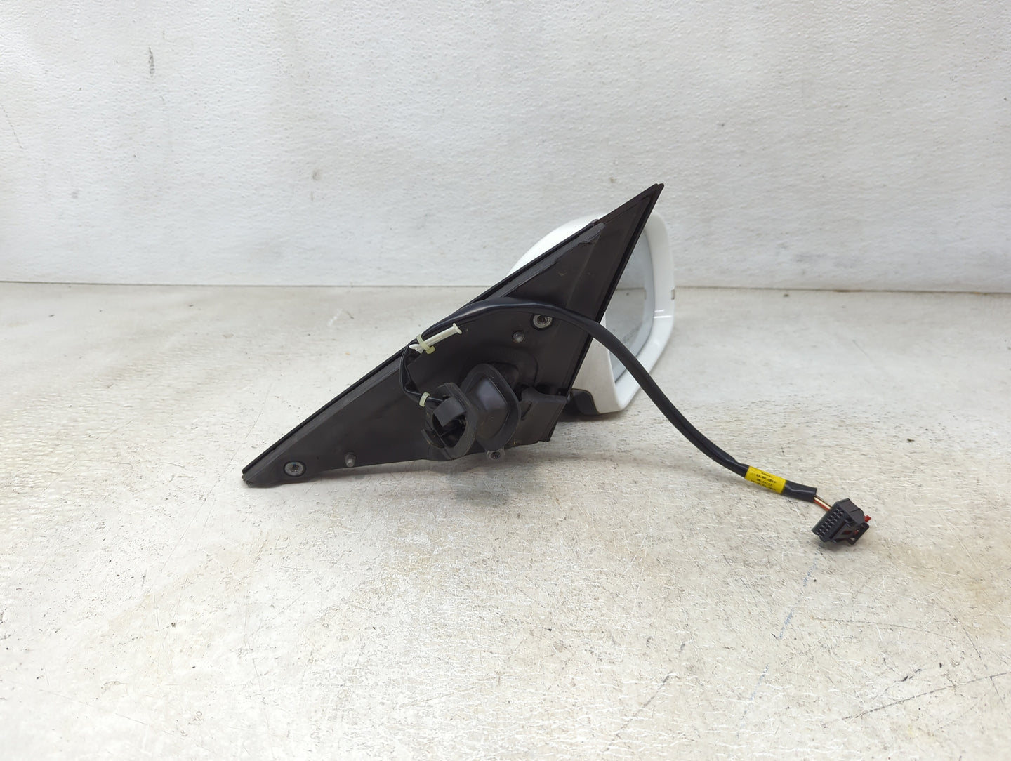 2010-2016 Audi A4 Passenger Side View Mirror - Right Door Mirror OEM Used - Oemusedautoparts1.com
