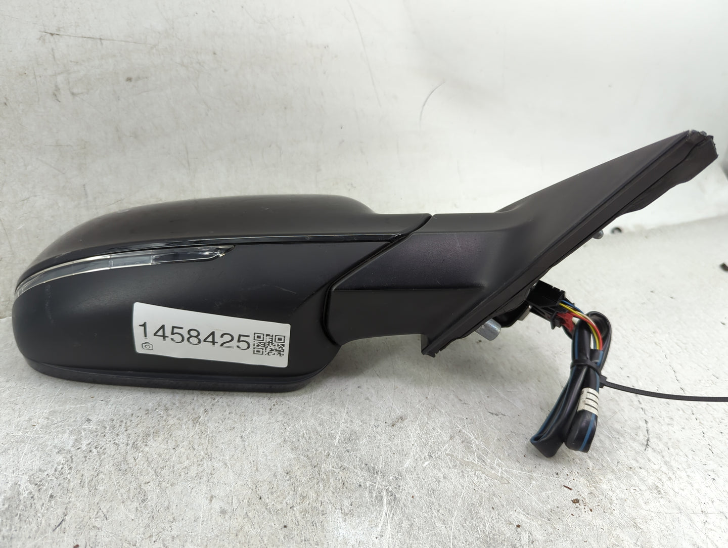 2010-2016 Audi A4 Passenger Side View Mirror - Right Door Mirror OEM Used - Oemusedautoparts1.com