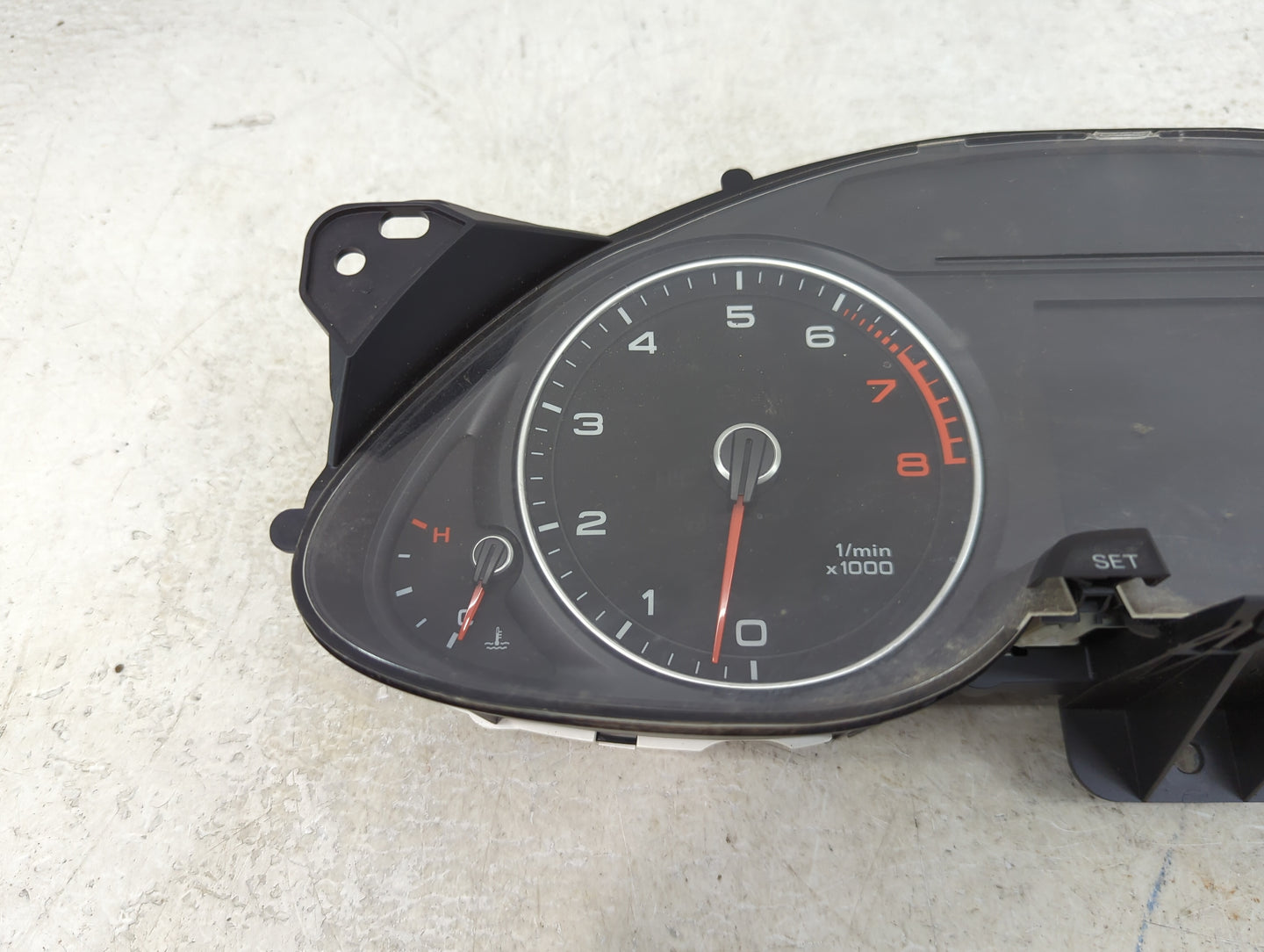 2013-2016 Audi A4 Instrument Cluster Speedometer Gauges P/N:8K0920951E 503.002.560.431 Miles:107K Fits Fits 2013 2014 2015 2