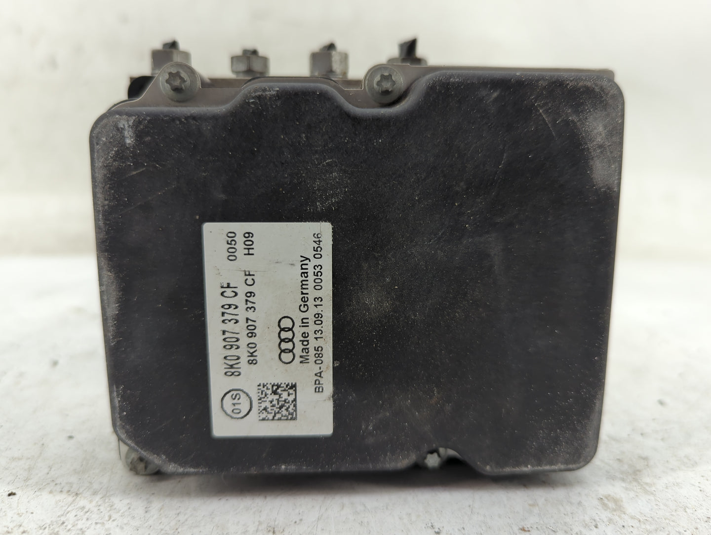 2014-2016 Audi A4 ABS Pump Control Module Replacement P/N:8K0 907 379 CF Fits Fits 2014 2015 2016 2017 OEM Used Auto Parts -