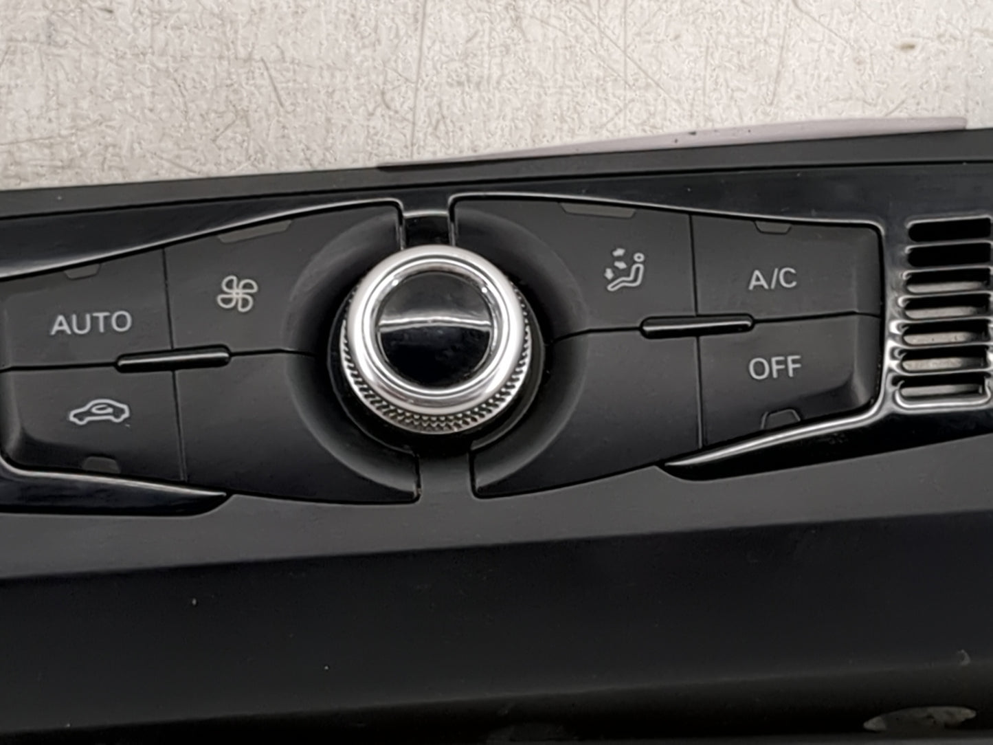 2013-2016 Audi A4 Climate Control Module Temperature AC/Heater Replacement P/N:8K1 820 043 AM Fits Fits 2013 2014 2015 2016 