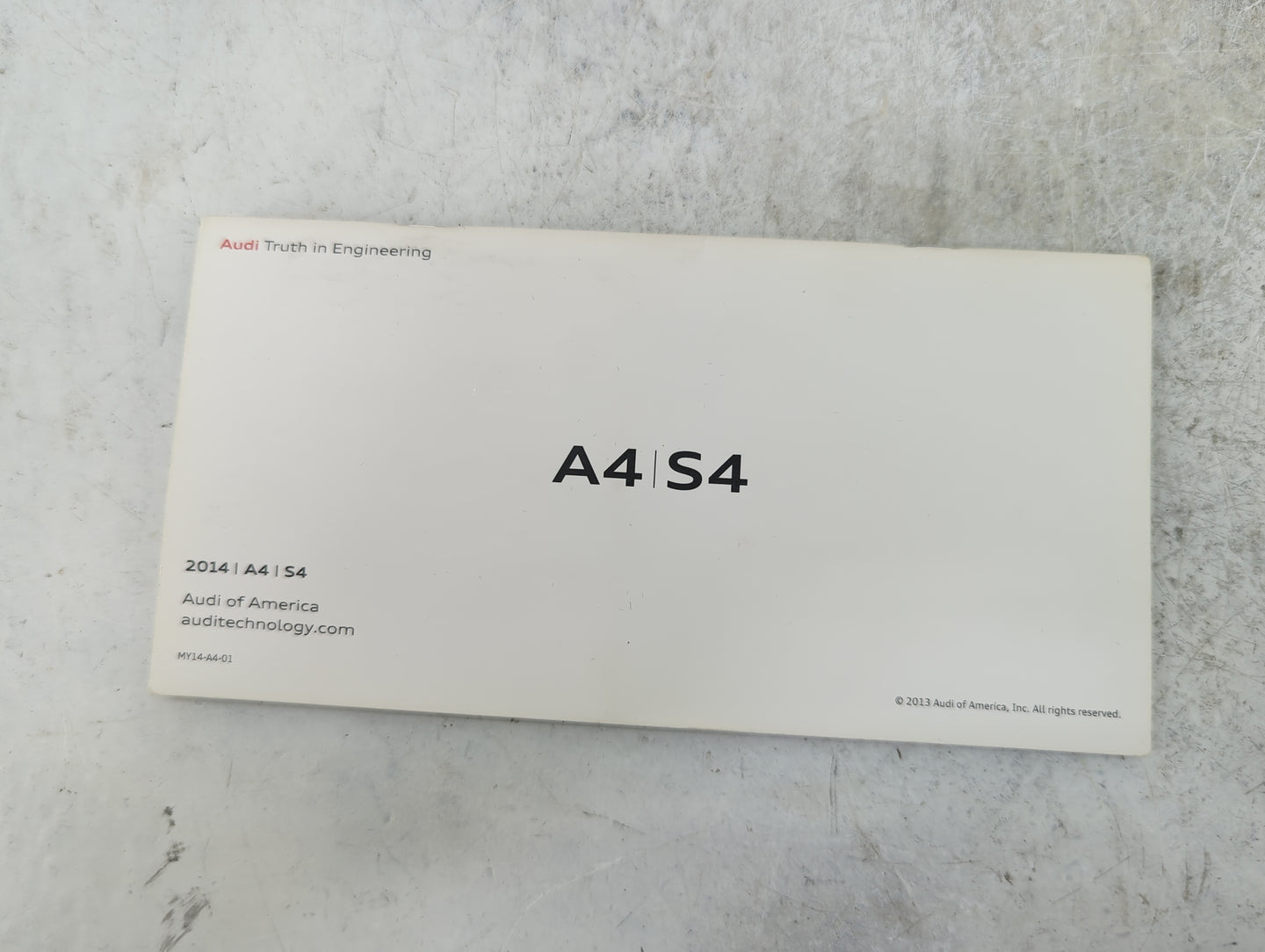2014 Audi A4 Owners Manual Book Guide P/N:142.561.8K0.23 1425618K023, 121.566.8RA.21, 1215668A21 OEM Used Auto Parts - Oemus
