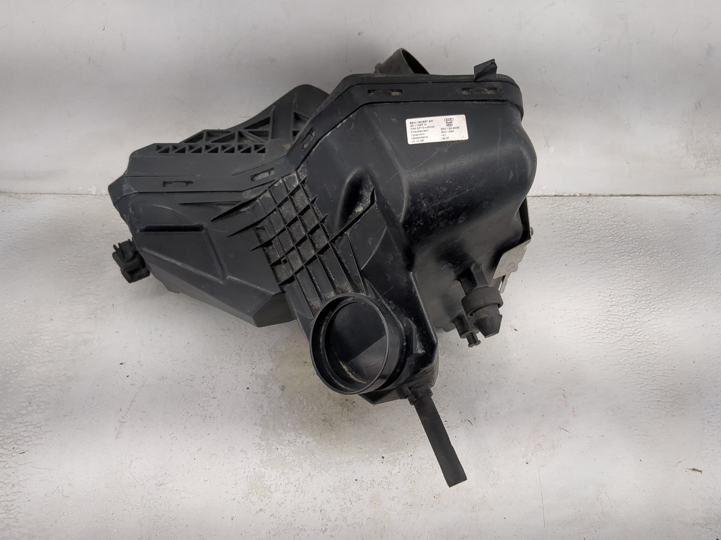 2009-2011 Audi A4 Air Cleaner Intake-duct Hose Tube - Oemusedautoparts1.com