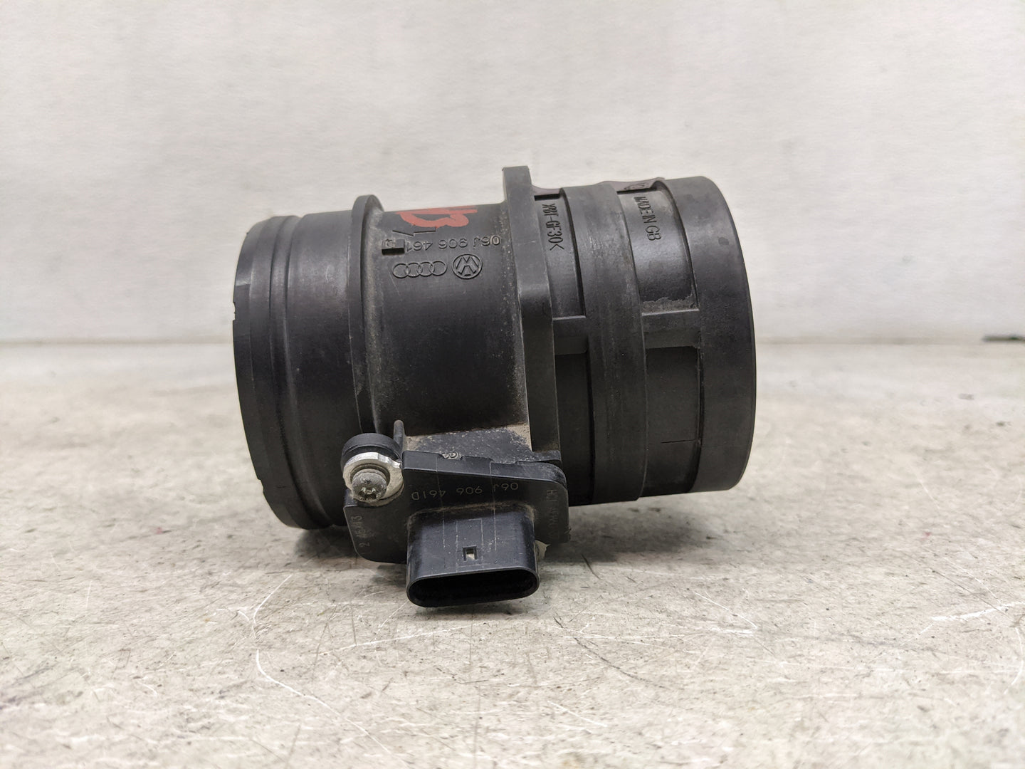2013-2016 Audi A4 Mass Air Flow Meter Maf 1486130 - Oemusedautoparts1.com