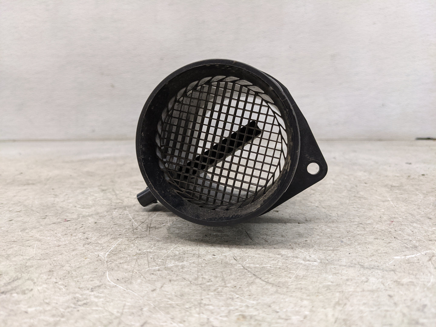 2013-2016 Audi A4 Mass Air Flow Meter Maf 1486130 - Oemusedautoparts1.com